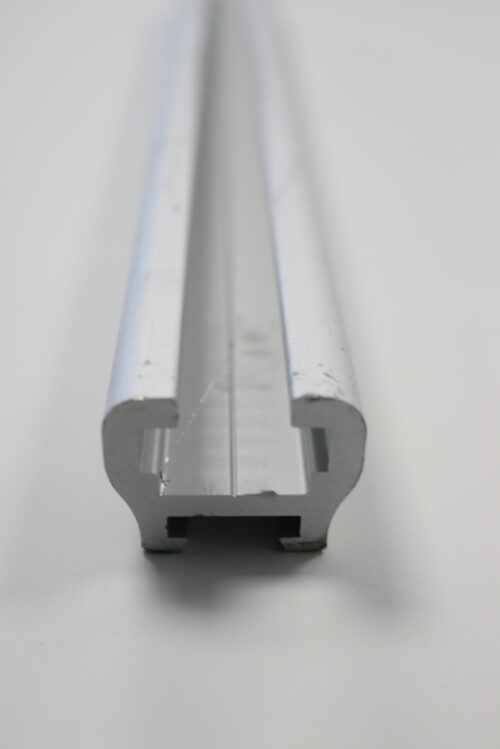 Rail en aluminium pour ancrage crochets au mètre