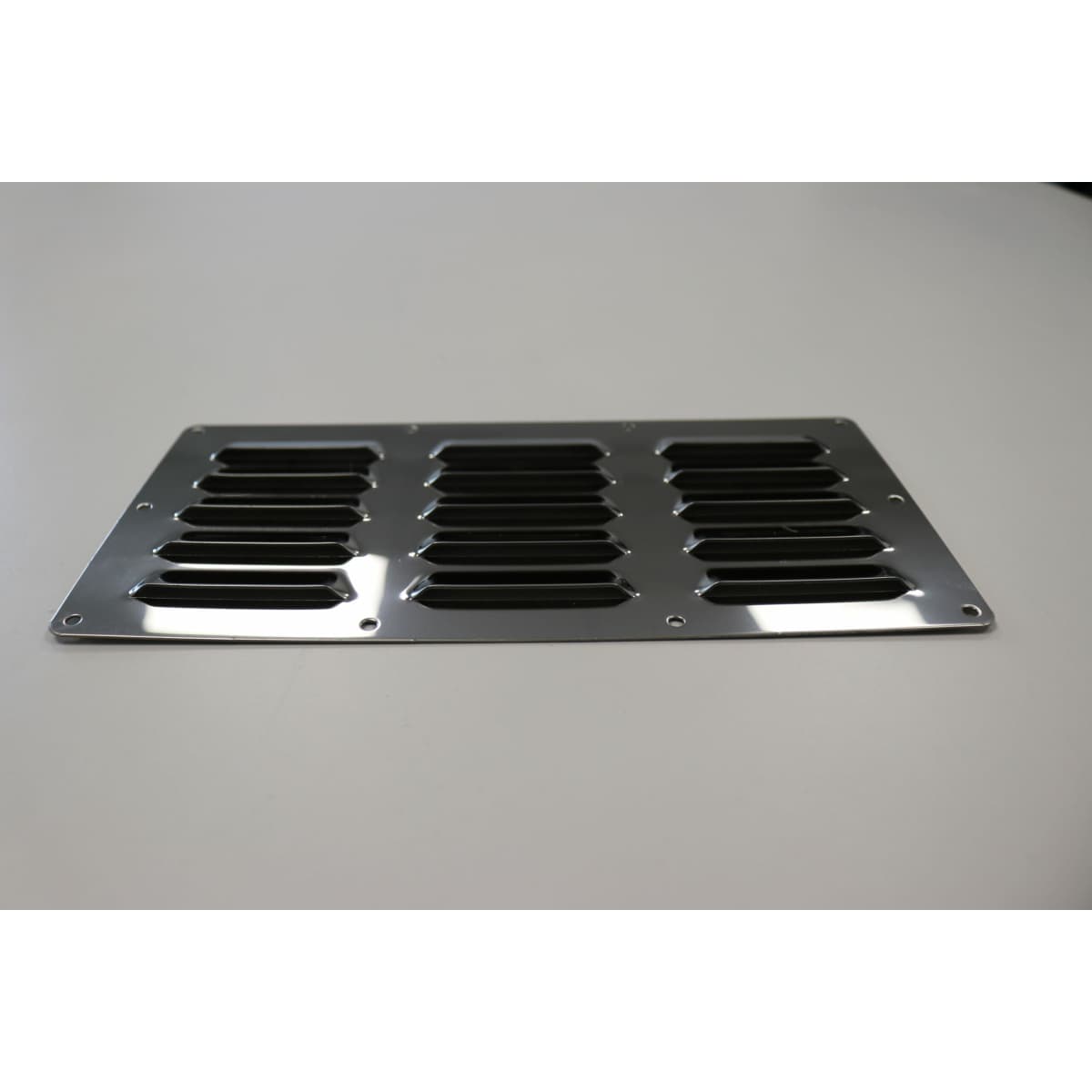 ventilation 23x12 Equipvan