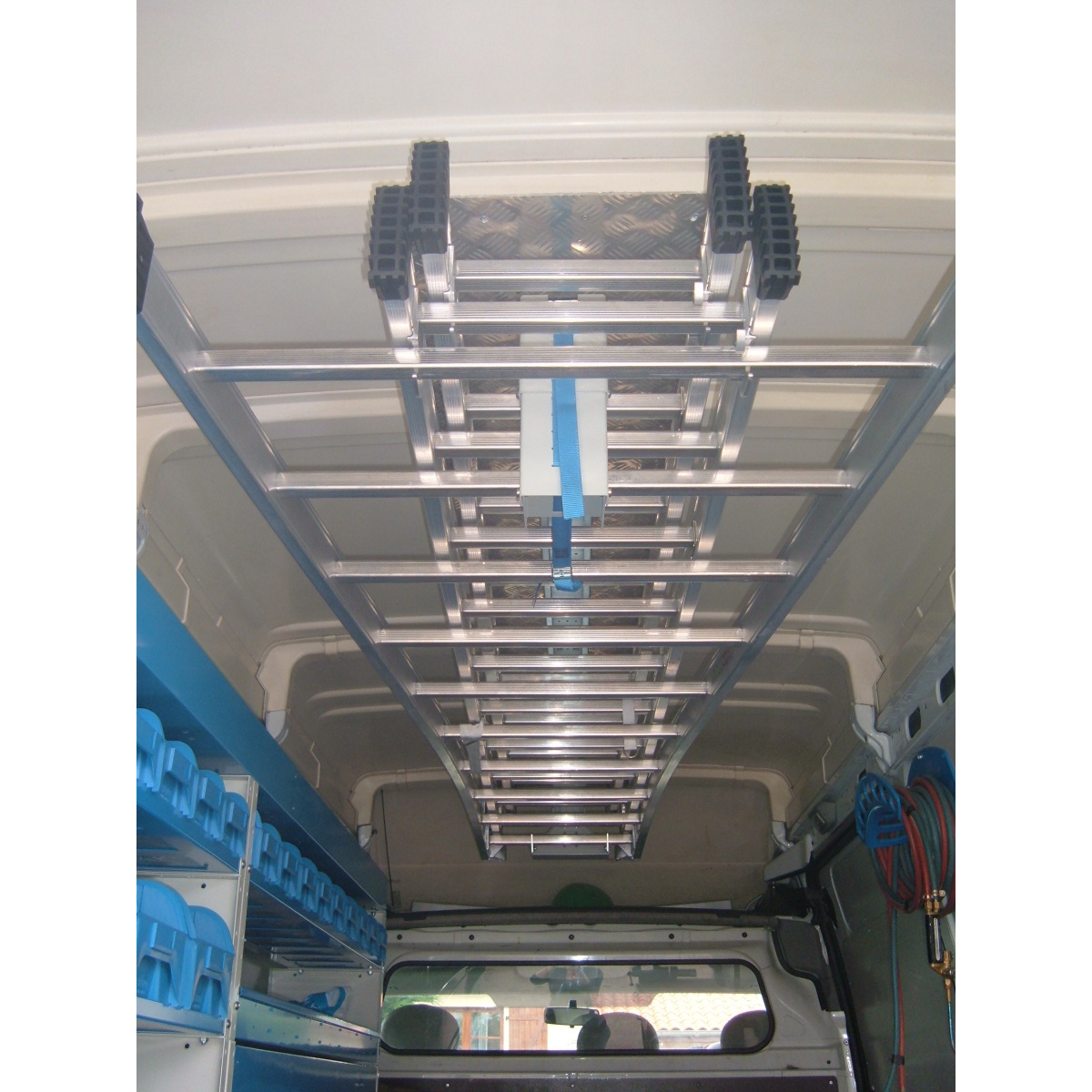 Porte-échelle intérieur - Equipvan